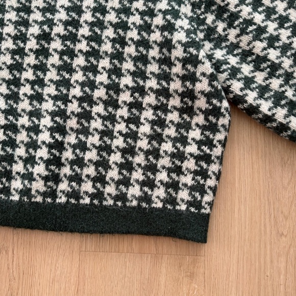 & Other Stories Houndstooth Crewneck Sweater - Picture 6 of 8